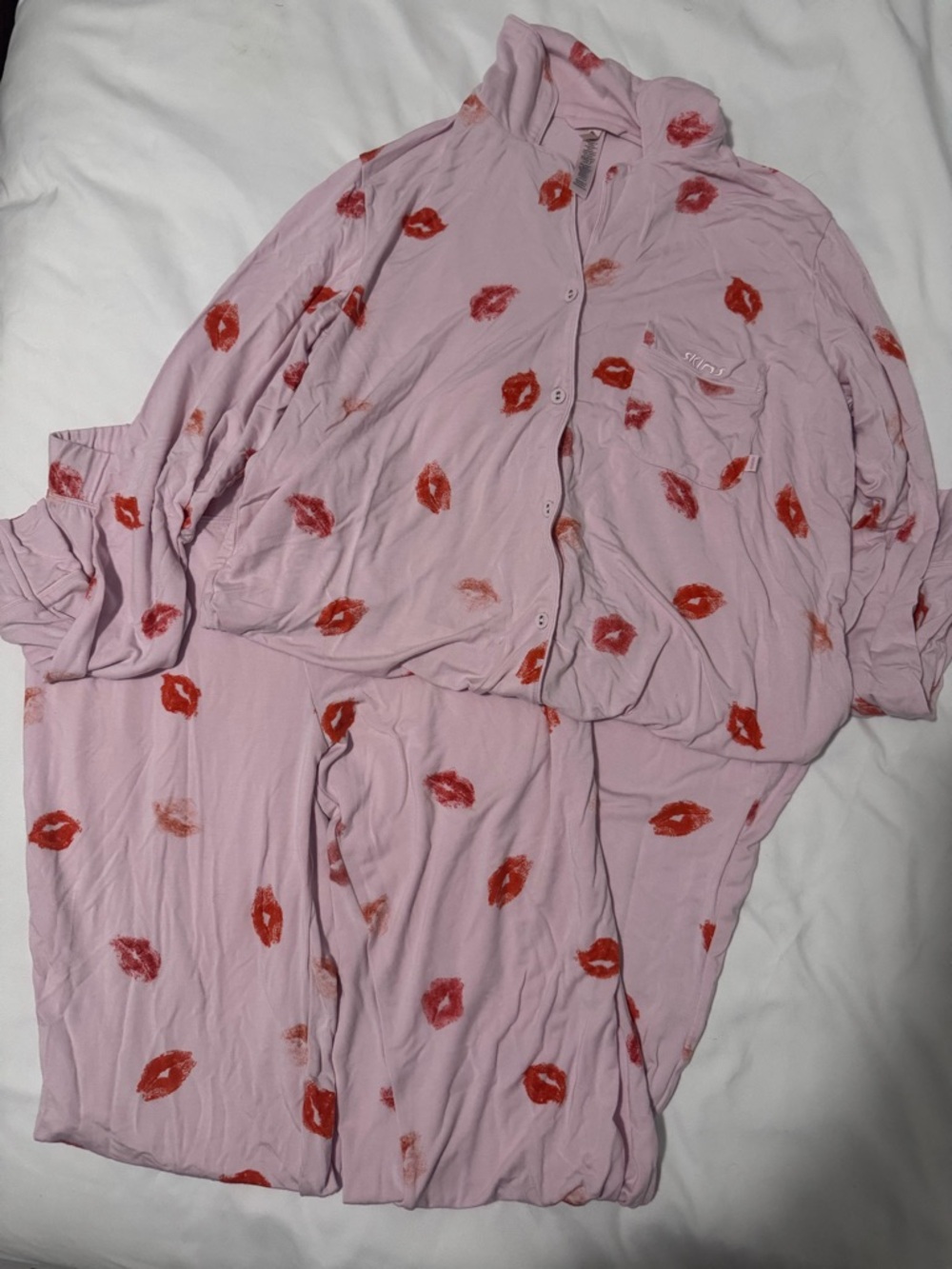 SKIMS Pink Lip Print Pajama Set